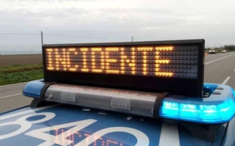 Incidente tra camion e auto sulla A26 all’altezza di Ovada: morta una donna
