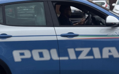 Torino, Mirafiori: tenta di avvicinare alcuni ragazzini al parco, arrestato