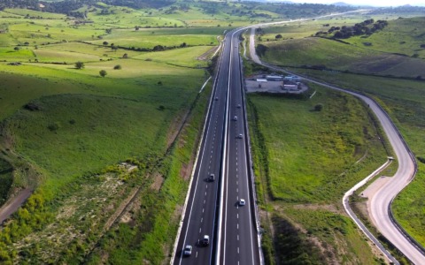 Ferragosto senza esodo: traffico regolare sulle strade Anas