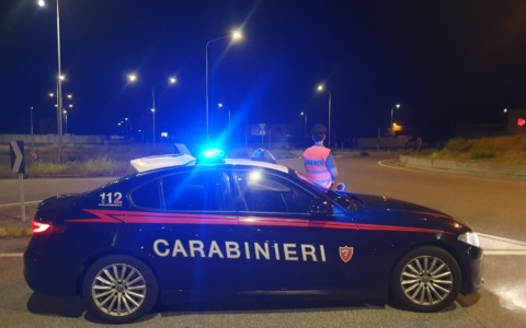 Controlli dei Carabinieri nel Novese: sei denunce e un bar sanzionato