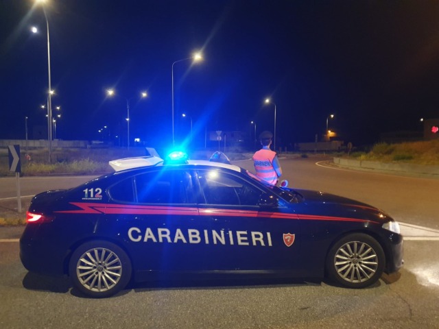 Controlli dei Carabinieri nel Novese: sei denunce e un bar sanzionato