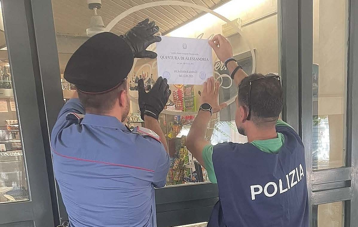 Degrado e aggressioni: chiuso un bar del centro di Tortona
