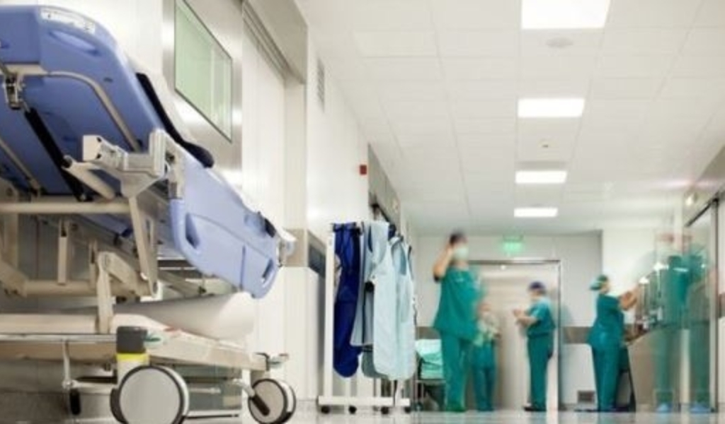 Lo sfogo di un Oss dell’ospedale di Novi Ligure: “Così non possiamo più lavorare, situazione insostenibile”