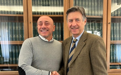 Un filo elettrificato per riaprire l’aorta: intervento innovativo alle Molinette di Torino