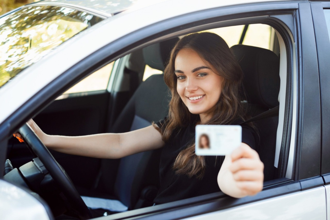Patenti sospese, a Torino arriva la prenotazione online per il ritiro