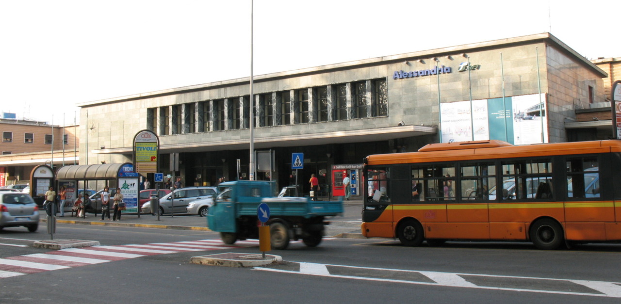 Stazione di Alessandria, il primo binario resta chiuso: il Comune sollecita RFI