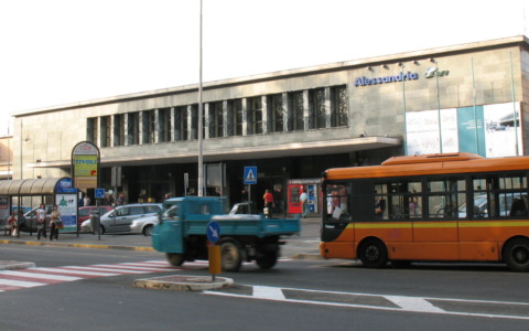 Stazione di Alessandria, il primo binario resta chiuso: il Comune sollecita RFI