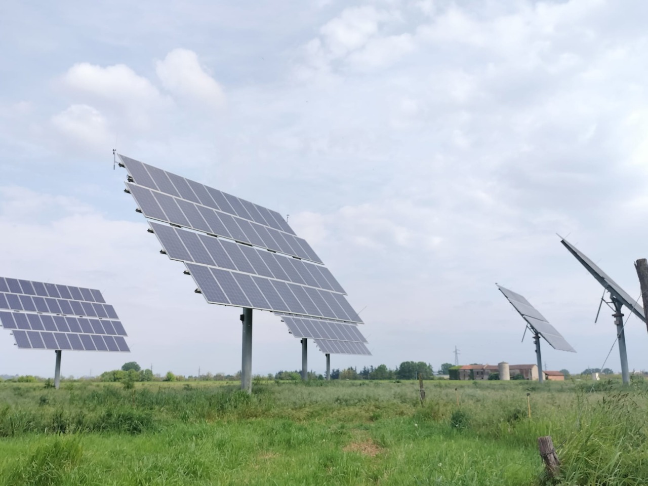Agrivoltaico, Acquese e Ovadese fanno muro: i territori difendono i paesaggi del vino