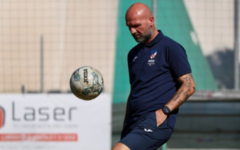 Novese: mister Andrea Camussi sollevato dall’incarico