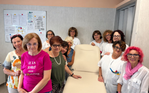 Alessandria: Bios dona un lettino per le visite al Day Hospital Onco – Ematologico