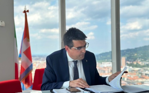 Il Piemonte verso l’autonomia differenziata: in Commissione l’approvazione degli schemi di intesa con il Governo