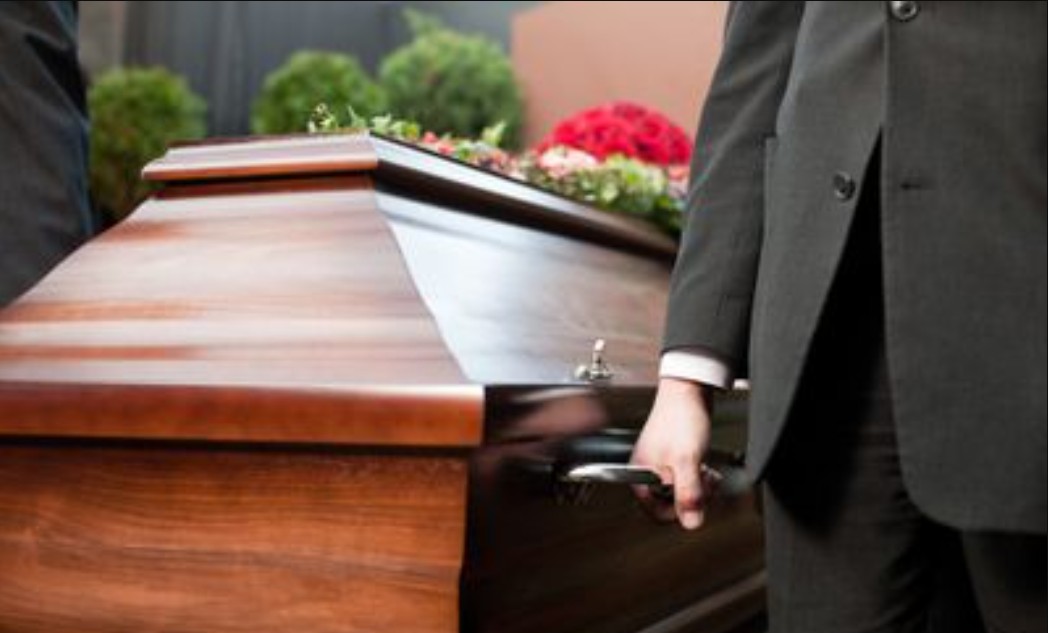 Funerale fantasma a Moncalieri: impresario denunciato