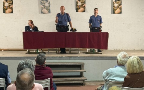 Fermare le truffe agli anziani: i Carabinieri incontrano i cittadini di Castellazzo Bormida