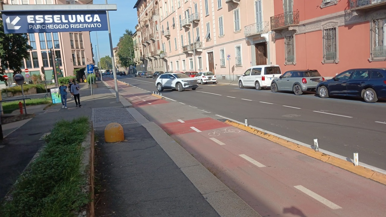 Dormiva a bordo strada: 44enne investito e trascinato per dieci metri da un Suv ad Alessandria