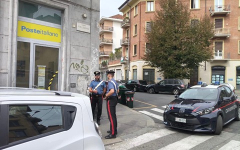 Rapina all’ufficio postale di Corso Palermo a Torino: fermato un 50enne