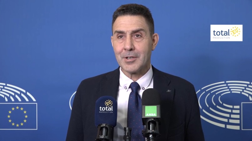 Caso Vannacci, stop al convegno-formazione della polizia a Torino