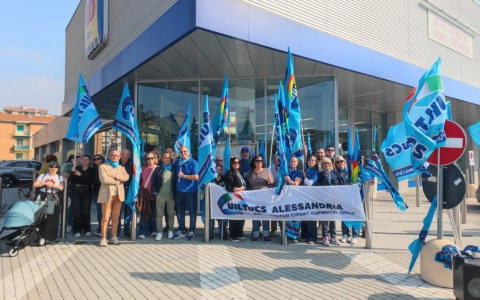 Sciopero in corso al supermercato Md ad Alessandria: “Chiediamo più sicurezza e tutele”