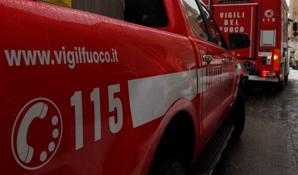Incendio nella notte nel cantiere Terzo Valico di Pozzolo Formigaro: Vigili del Fuoco al lavoro