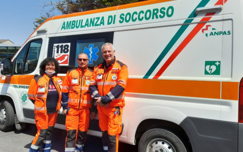 Una nuova ambulanza per la Croce Verde Arquatese dedicata al ricordo di Elda Repetto