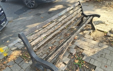 Piazza Perosi nel degrado, l’UDC chiede interventi di manutenzione