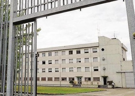 Caos nel carcere di Asti: drone con droga e telefoni e l’aggressione a un ispettore