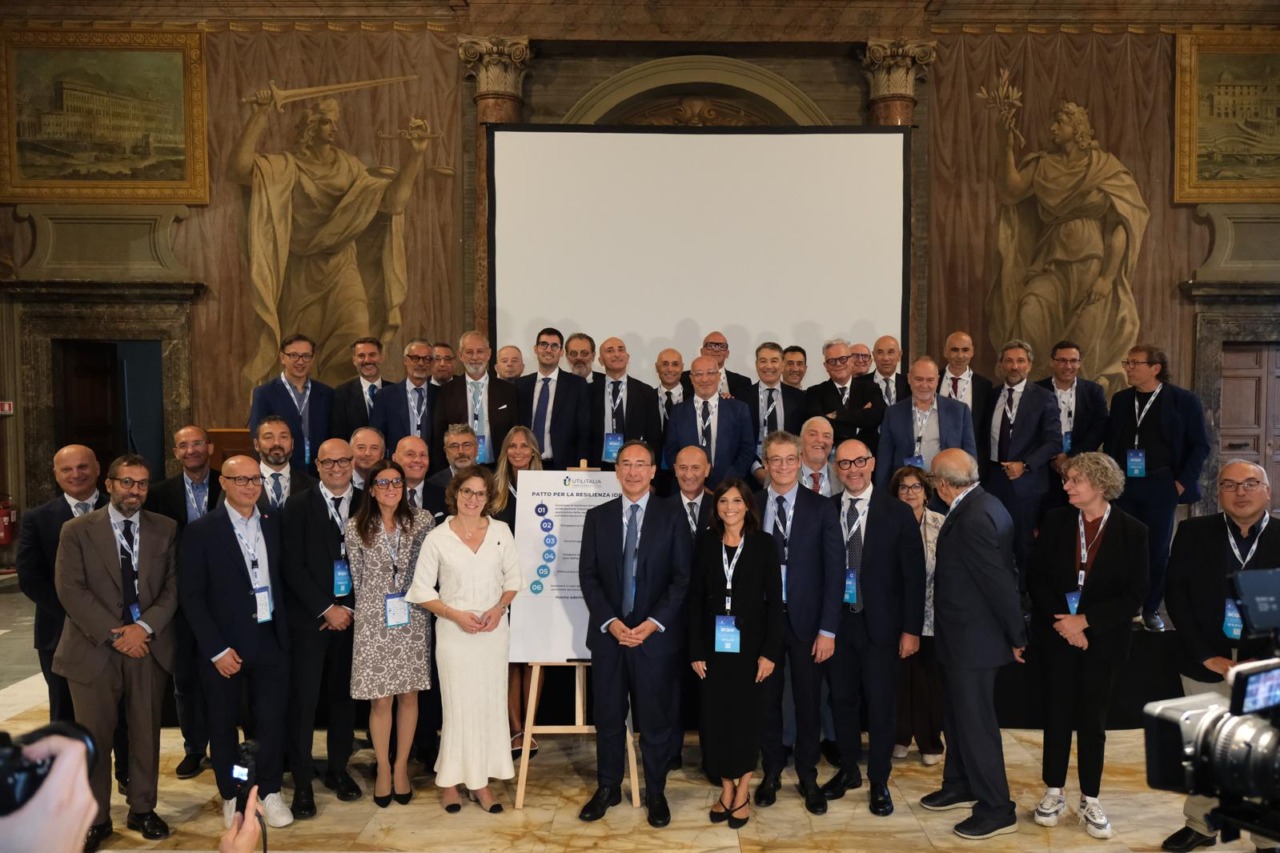 Sogeri sigla il Patto per la Resilienza idrica: sei linee d’azione contro le sfide del cambiamento climatico