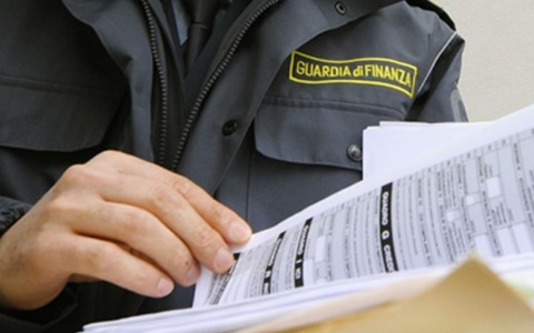 Scoperto evasore totale dalla Guardia di Finanza di Genova: occultati al fisco 1,3 milioni di euro