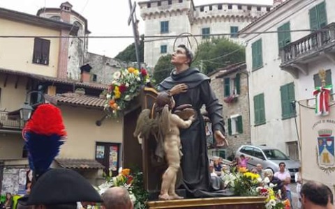 Mornese celebra San Nicola: tra devozione, fiera e una serata di Street Food