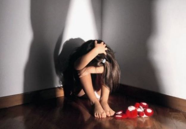 Zio residente nel casalese abusa per 10 anni delle nipoti bambine