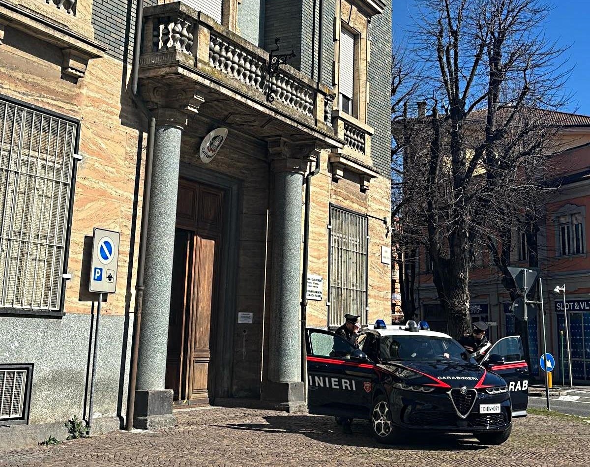 Tentano di rubare gasolio da un tir: arrestati dai Carabinieri di Tortona