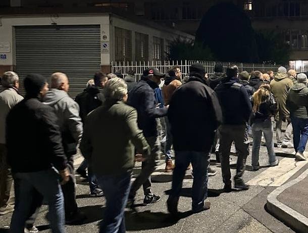 Torino, cittadini in strada nel quartiere Aurora contro degrado e insicurezza