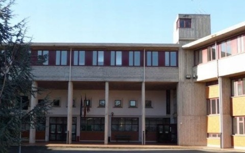 Manifestazione per Gaza: disposta ispezione al liceo Amaldi di Novi Ligure