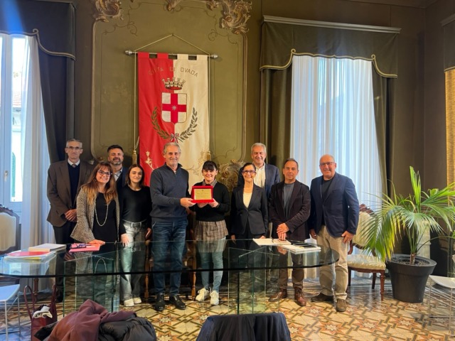 Il Comune di Ovada rende omaggio a una storica attività commerciale della città