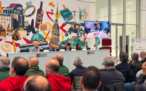 Tavolo Piemonte e Liguria su ex Ilva: anticipo di liquidità per chi andrà in cassa
