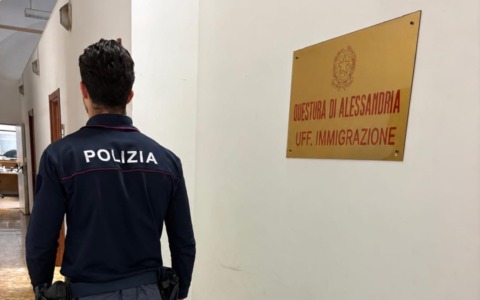 Alessandria: in 15 giorni quattro stranieri irregolari rimpatriati e tre trasferiti nei CPR