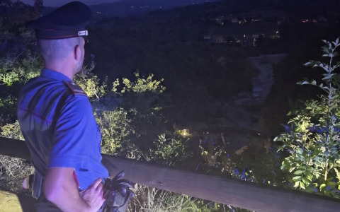 Turista cade nel torrente Borbera a Rocchetta Ligure: soccorso da Carabinieri e Vigili del Fuoco
